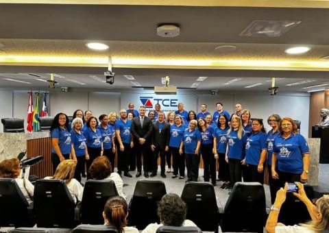 Coro Contas e Cantos ensaiam com Coral Vozes do TCE/TCM da Bahia