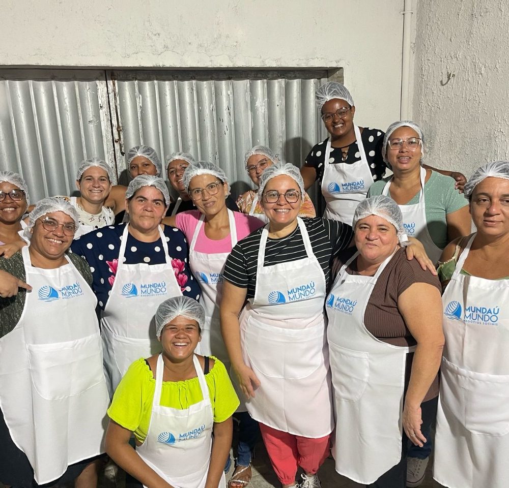 Projeto Cozinha Escola inicia aulas para trazer nova fonte de renda às mulheres do Vergel